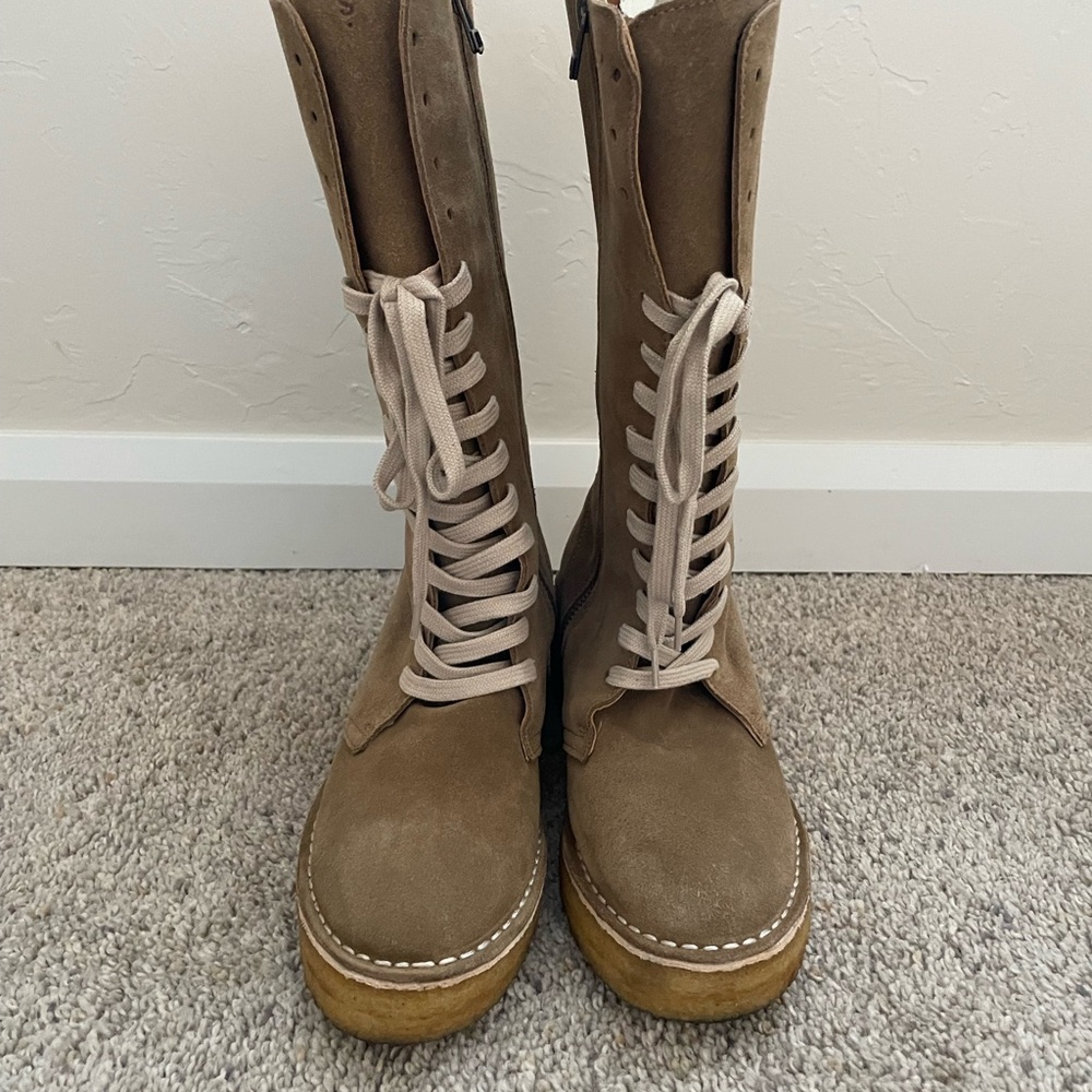 Clarks Originals Arisa Hi Suede Boots Size 8